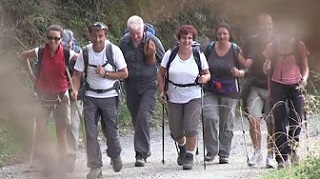 A PIEDI TRA LA GENTE. GRECANICA, L'ESSENZA.