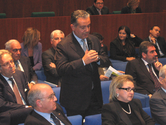 On. Luigi Fedele (Deputato FI)