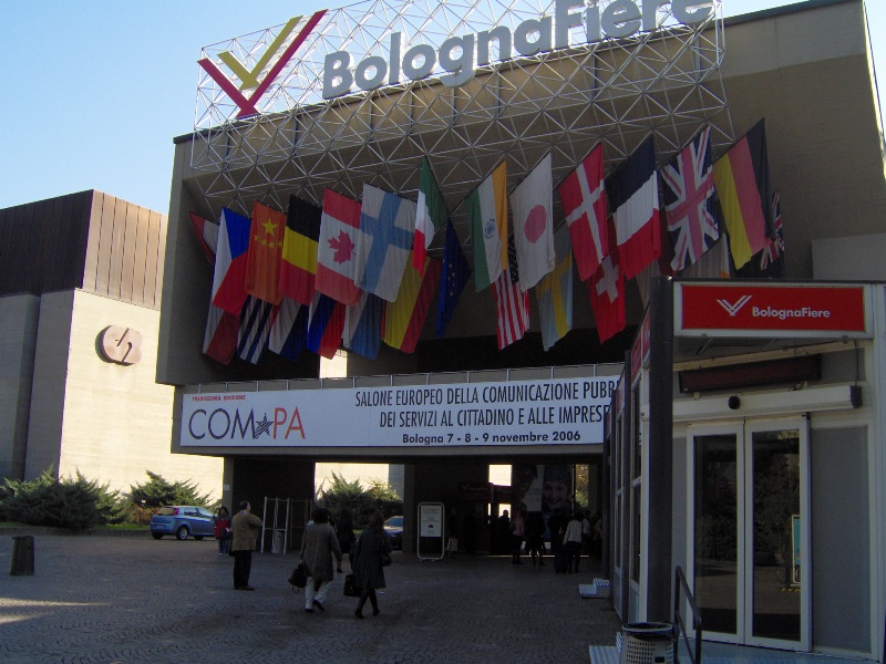 L'ingresso di Bologna fiere sede del Com.P.A.