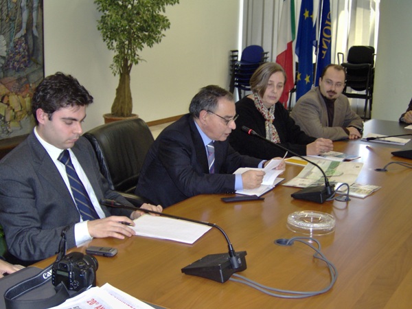 La conferenza stampa del Presidente Giuseppe Bova con Lidia Liotta di Legambiente