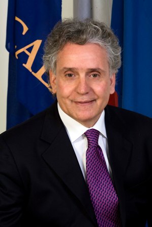 Il presidente di Autonomia e Diritti Vincenzo Ciconte