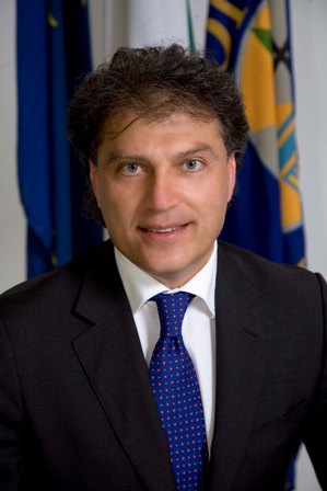 Il presidente della IV Commissione Alfonso Dattolo