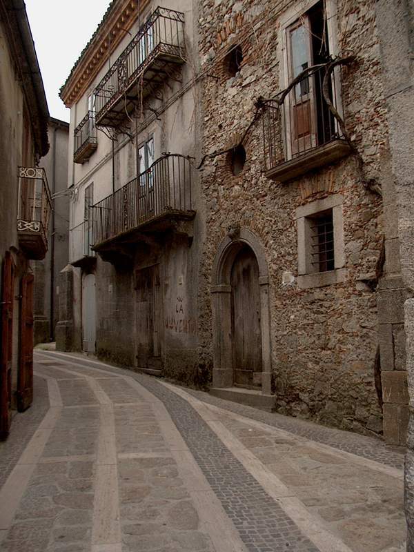 Un'immagine dell'antico centro storico di Fabrizia