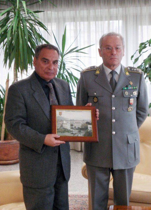 Il Gen. Mauro Michelacci con il Presidente del Consiglio regionale Giuseppe Bova