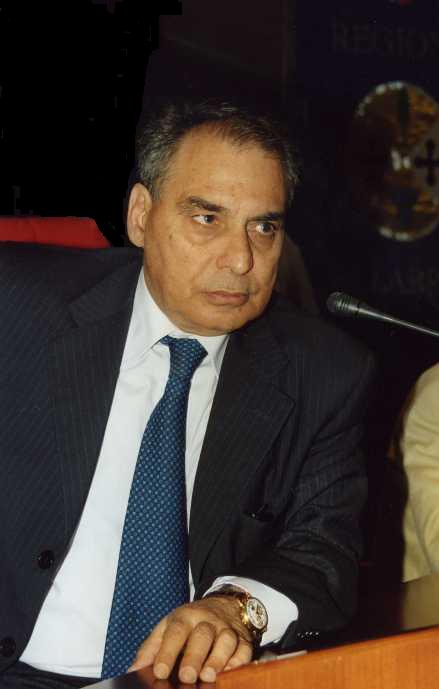 Il Presidente del Consiglio regionale della Calabria Giuseppe BOVA