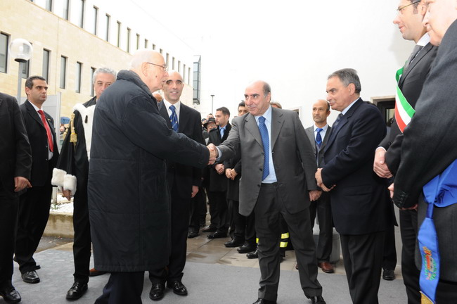 Il Presidente Napolitano accolto al suo arrivo all'Universit ''Mediterranea'' di Reggio Calabria