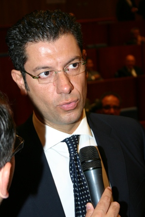 Il Presidente della Giunta regiona Giuseppe Scopelliti