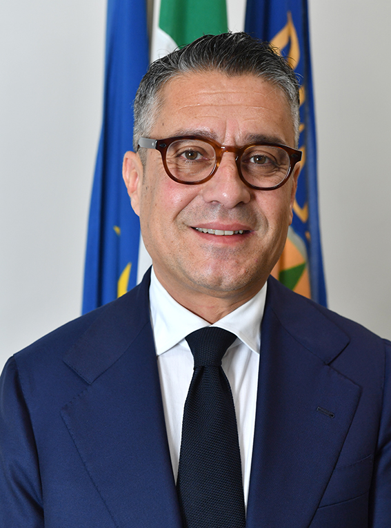 Emanuele IONÀ