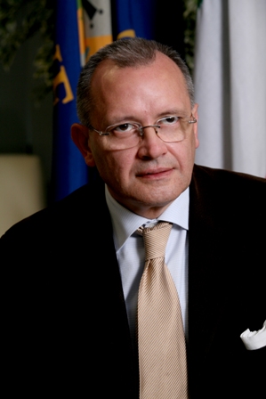 Il presidente della II Commissione Franco Morelli 